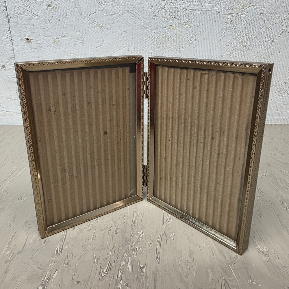 Vtg Gold-Toned Brass Double Hinged Picture Frame | Ornate Geometric Border